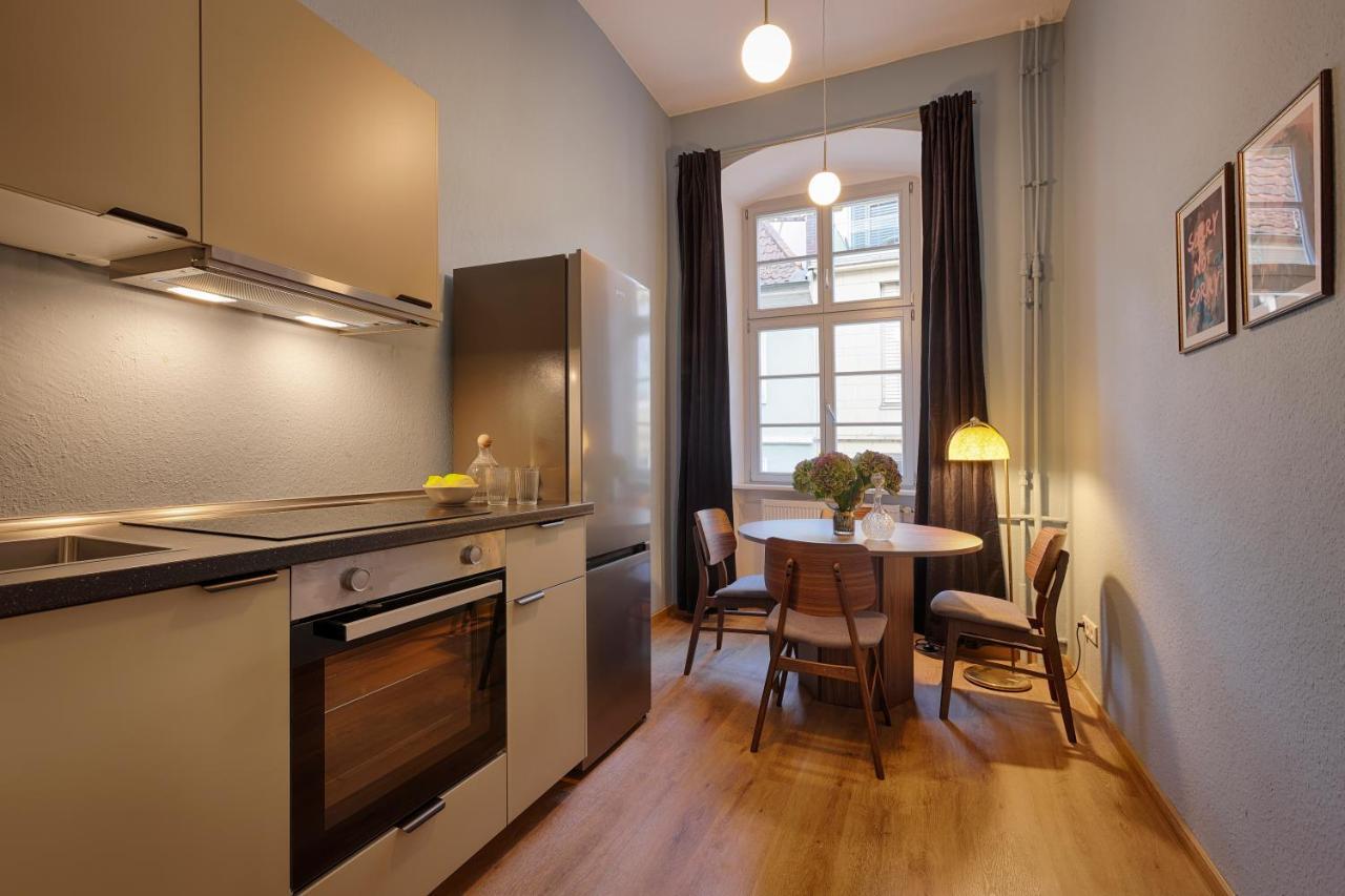 Homie Stay Am Marktplatz - Wohnen Im Historischen Balthasar-Neumann-Apartment Würzburg Exterior foto